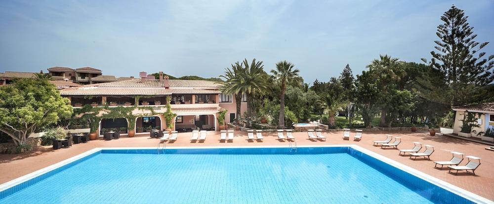 Cala Ginepro Hotel Resort & Spa Orosei Exterior photo
