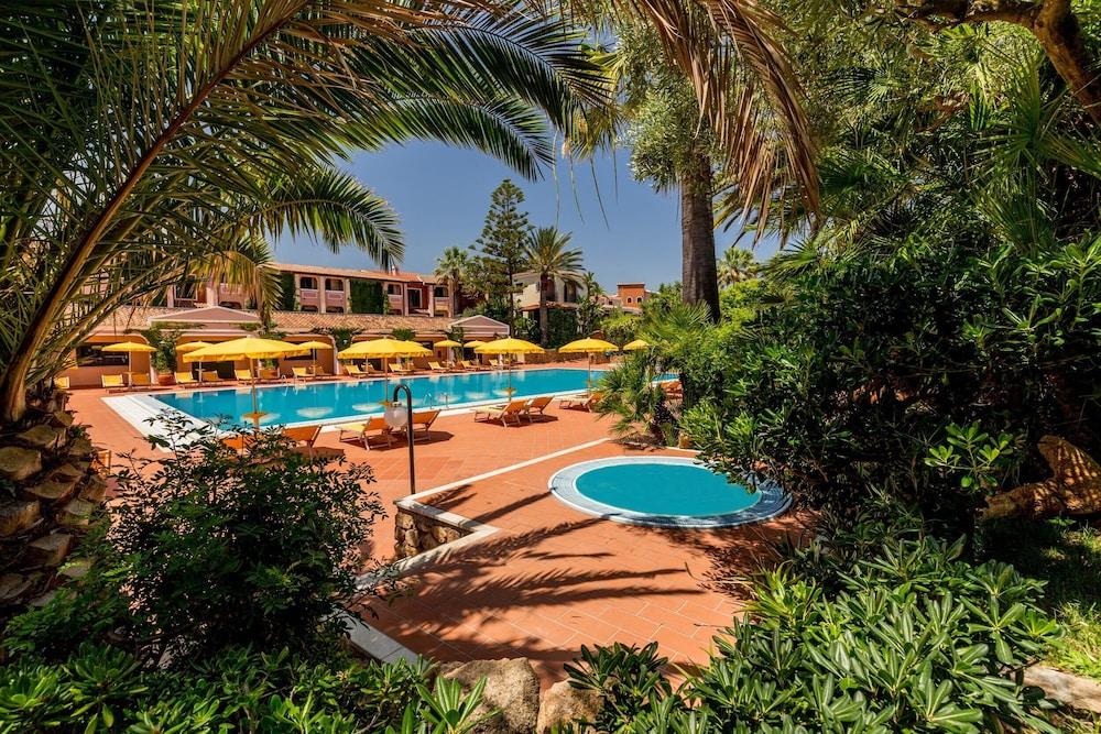 Cala Ginepro Hotel Resort & Spa Orosei Exterior photo